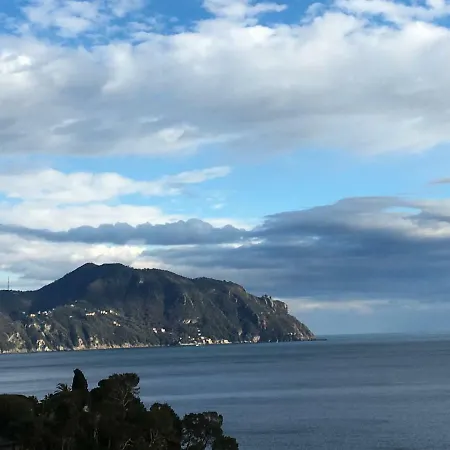 Blue Moon . Amazing View Close To Genova Pieve Ligure